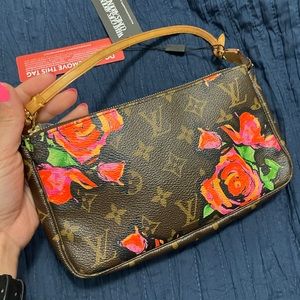 Louis Vuitton Stephen sprouse Roses pochette
